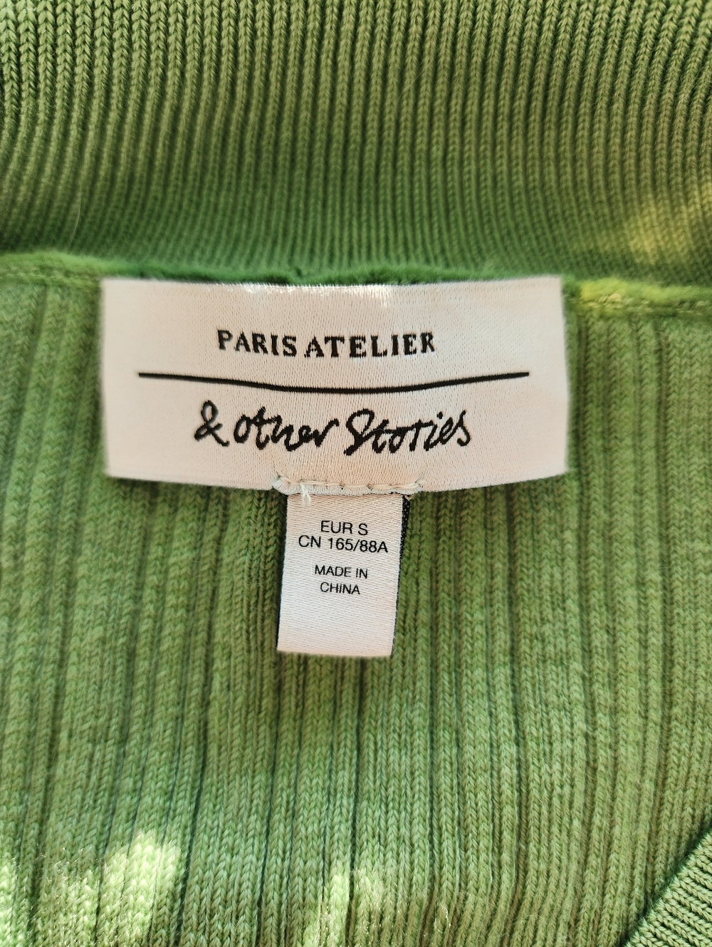 Wool Ribbed Knit Long-Sleeve Collared Top - Picture 8 of 9